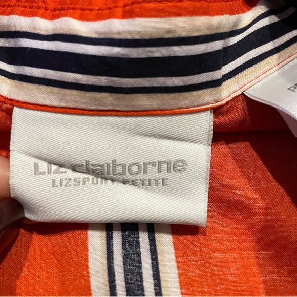 Liz Claiborne Women’s Button Down Blouse - Picture 3 of 4